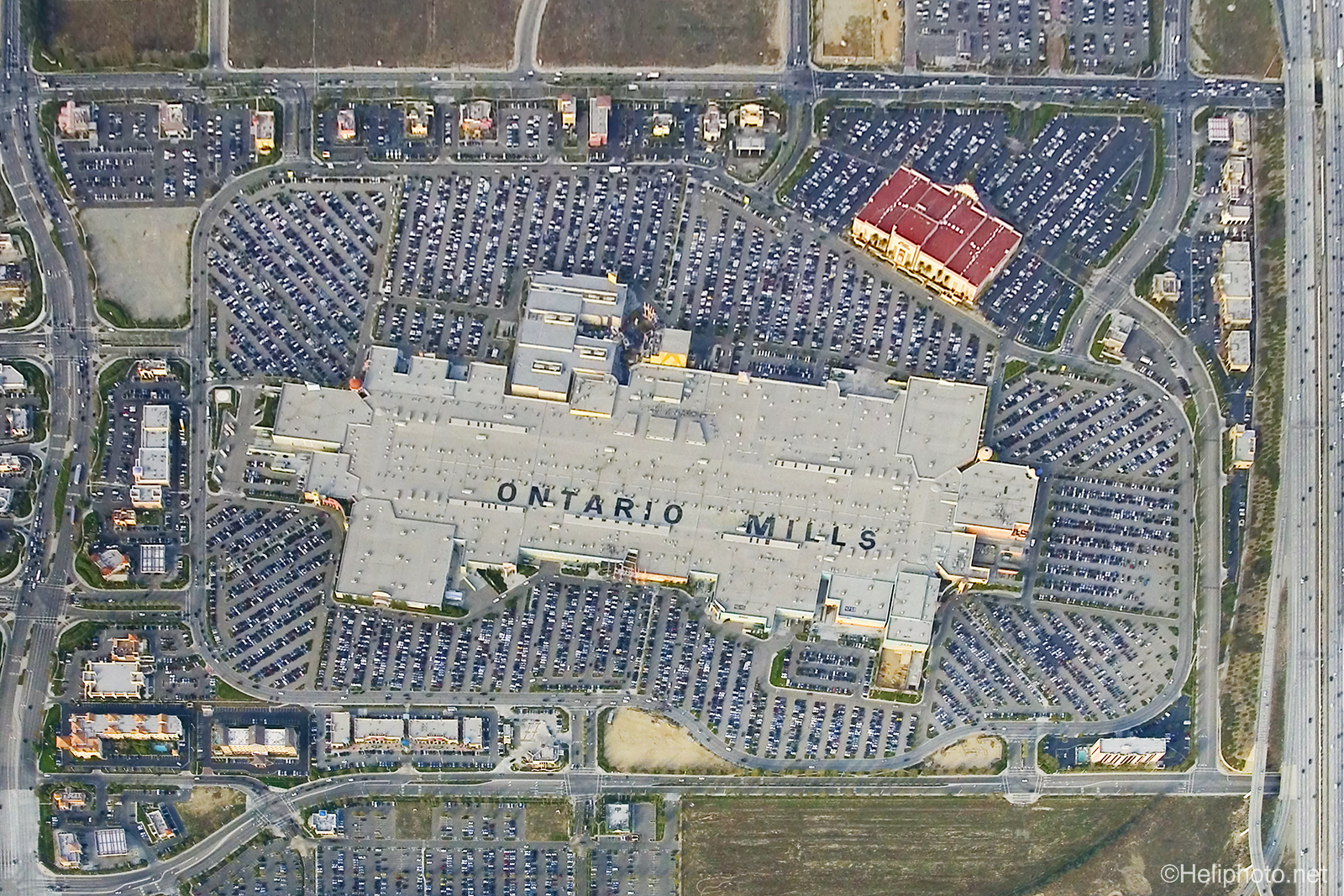 Heliphoto Portfolio Aerial Vertical